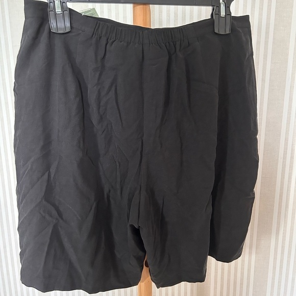 Vintage Pineapple Moon 100% Silk Black Women’s Size XL Bermuda Shorts Deadstock - Picture 2 of 7